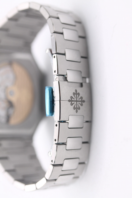 Patek Philippe Cubitus 5821/1A-001 Image 4